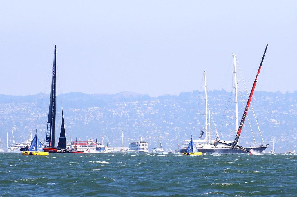 Oracle Team USA v Emirates Team New Zealand. America’s Cup Day 5 San Francisco. Emirates Team NZ comes close to a capsize in Race 8 as Oracle Team USA avoids - 1 © Richard Gladwell www.photosport.co.nz